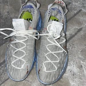 Women’s Brand New Nike Space Hippie 04 Blue Size 5.5